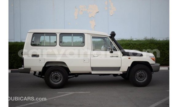 Buy Import Toyota Land Cruiser White Car in Import - Dubai in Zambia Buy Import Toyota Land Cruiser White Car in Import - Dubai in Zambia