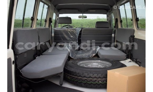 Buy Import Toyota Land Cruiser White Car in Import - Dubai in Zambia Buy Import Toyota Land Cruiser White Car in Import - Dubai in Zambia