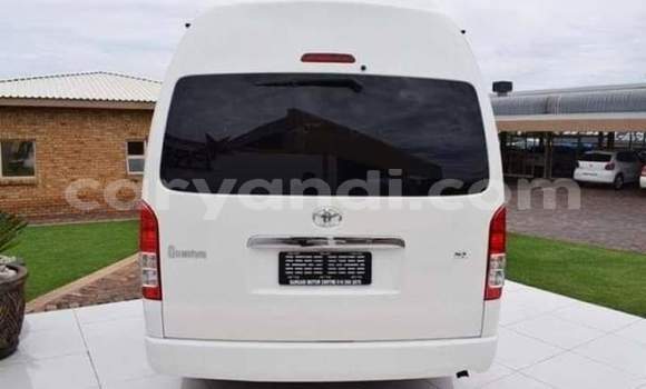 Acheter Occasion Voiture Toyota Hiace Blanc à Lusaka, Zambie Acheter Occasion Voiture Toyota Hiace Blanc à Lusaka, Zambie