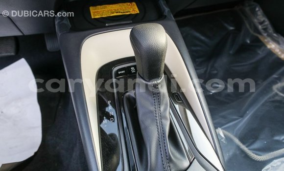 Acheter Import Voiture Toyota Corolla Blanc à Import - Dubai, Zambie Acheter Import Voiture Toyota Corolla Blanc à Import - Dubai, Zambie