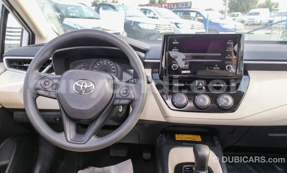 Acheter Import Voiture Toyota Corolla Blanc à Import - Dubai, Zambie Acheter Import Voiture Toyota Corolla Blanc à Import - Dubai, Zambie