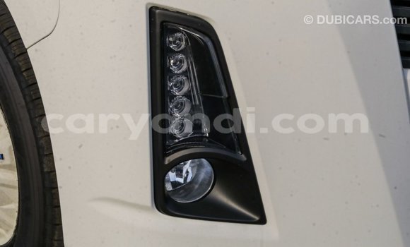 Acheter Import Voiture Toyota Hiace Blanc à Import - Dubai, Zambie Acheter Import Voiture Toyota Hiace Blanc à Import - Dubai, Zambie