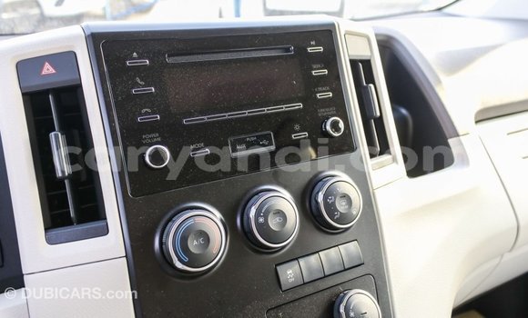 Acheter Import Voiture Toyota Hiace Blanc à Import - Dubai, Zambie Acheter Import Voiture Toyota Hiace Blanc à Import - Dubai, Zambie