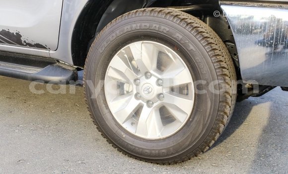Acheter Import Voiture Toyota Hilux Autre à Import - Dubai, Zambie Acheter Import Voiture Toyota Hilux Autre à Import - Dubai, Zambie