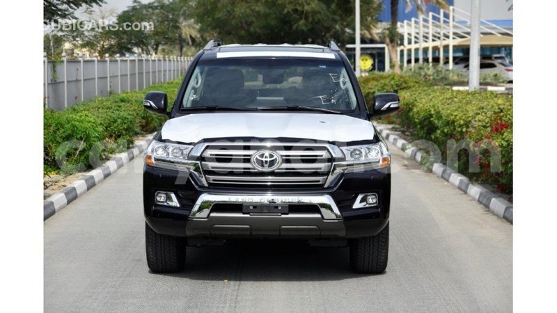 Big with watermark toyota land cruiser zambia import dubai 10070