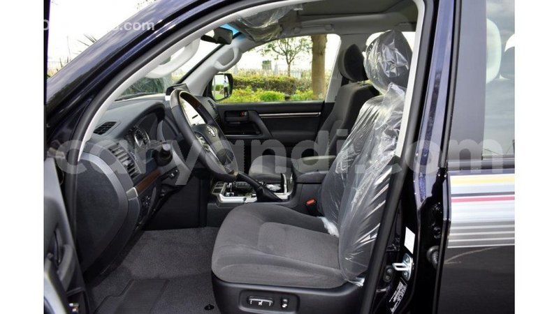 Big with watermark toyota land cruiser zambia import dubai 10070