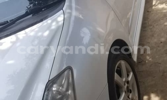 Acheter Occasion Voiture Toyota Blade Blanc à Lusaka, Zambie Acheter Occasion Voiture Toyota Blade Blanc à Lusaka, Zambie