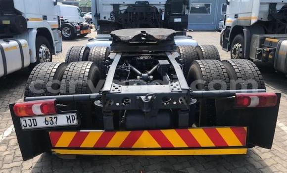 Tenga Tsaru Mercedes–Benz 2644 Chena Rori in Chingola in Zambia Tenga Tsaru Mercedes–Benz 2644 Chena Rori in Chingola in Zambia