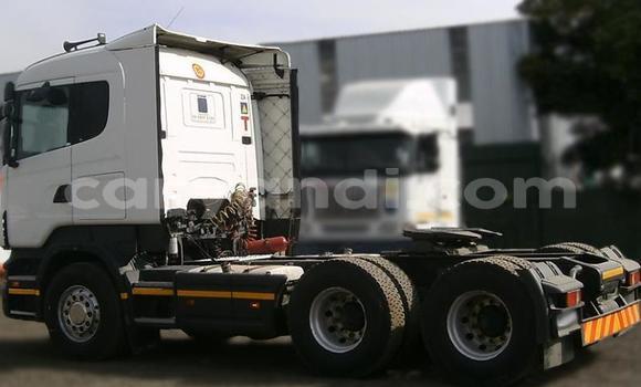 Acheter Occasion Utilitaire Scania R420 Blanc à Chingola, Zambie Acheter Occasion Utilitaire Scania R420 Blanc à Chingola, Zambie