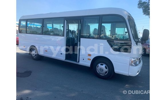 Tenga Imported Hyundai Accent Chena Mota in Import - Dubai in Zambia Tenga Imported Hyundai Accent Chena Mota in Import - Dubai in Zambia