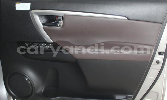 Tenga Tsaru Toyota Fortuner Zvimwe Mota in Chilanga in Lusaka Tenga Tsaru Toyota Fortuner Zvimwe Mota in Chilanga in Lusaka