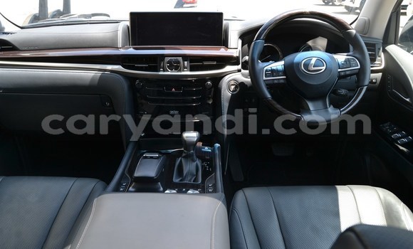 Acheter Occasion Voiture Lexus LX Blanc à Chingola, Zambie Acheter Occasion Voiture Lexus LX Blanc à Chingola, Zambie