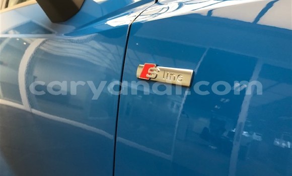 Nunua Ilio tumika Audi Q3 Bluu Gari ndani ya Chipata nchini Zambia Nunua Ilio tumika Audi Q3 Bluu Gari ndani ya Chipata nchini Zambia