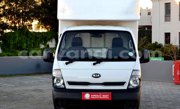 Buy Used Kia K7 White Car in Chipata in Zambia Buy Used Kia K7 White Car in Chipata in Zambia