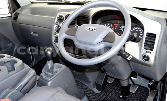 Buy Used Kia K7 White Car in Chipata in Zambia Buy Used Kia K7 White Car in Chipata in Zambia