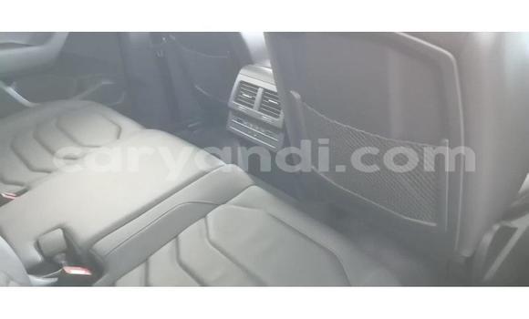 Tenga Tsaru Volkswagen Touareg Sirivha Mota in Mazabuka in Southern Tenga Tsaru Volkswagen Touareg Sirivha Mota in Mazabuka in Southern