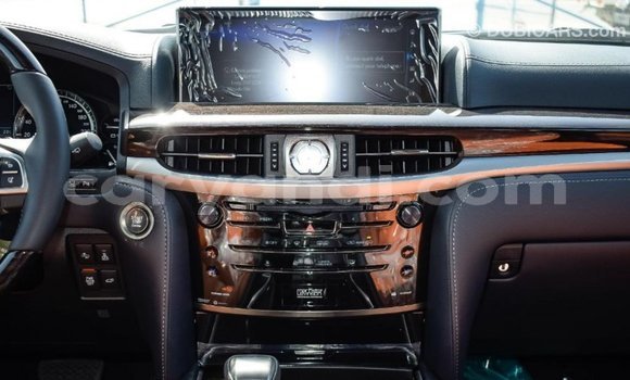 Acheter Import Voiture Lexus LX Blanc à Import - Dubai, Zambie Acheter Import Voiture Lexus LX Blanc à Import - Dubai, Zambie