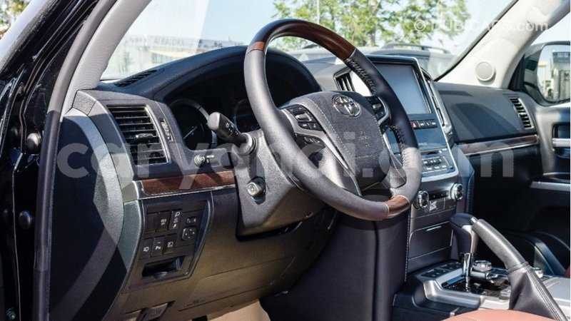 Big with watermark toyota land cruiser zambia import dubai 10155