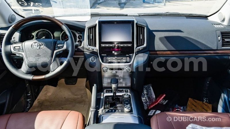 Big with watermark toyota land cruiser zambia import dubai 10155