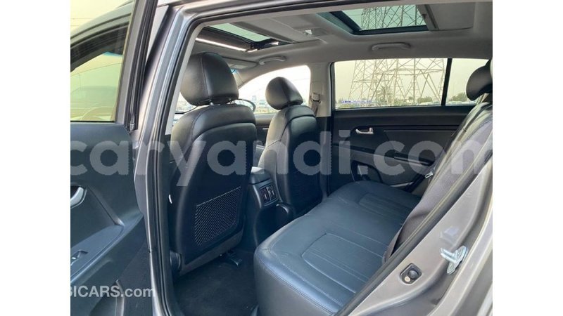 Big with watermark kia sportage zambia import dubai 10160