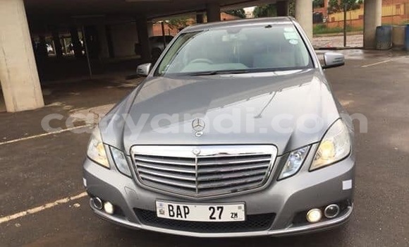 Tenga Tsaru Mercedes‒Benz E–Class Zvimwe Mota in Lusaka in Zambia Tenga Tsaru Mercedes‒Benz E–Class Zvimwe Mota in Lusaka in Zambia