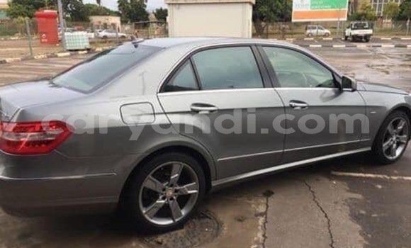 Tenga Tsaru Mercedes‒Benz E–Class Zvimwe Mota in Lusaka in Zambia Tenga Tsaru Mercedes‒Benz E–Class Zvimwe Mota in Lusaka in Zambia