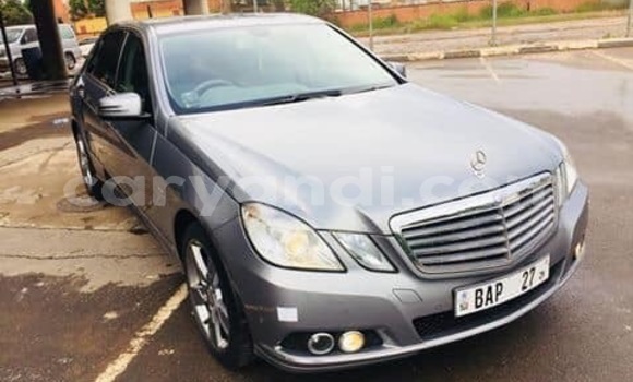 Tenga Tsaru Mercedes‒Benz E–Class Zvimwe Mota in Lusaka in Zambia Tenga Tsaru Mercedes‒Benz E–Class Zvimwe Mota in Lusaka in Zambia