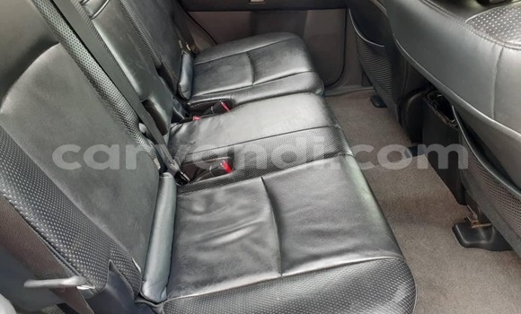 Tenga Tsaru BMW X6 Tsvuku Mota in Lusaka in Zambia Tenga Tsaru BMW X6 Tsvuku Mota in Lusaka in Zambia