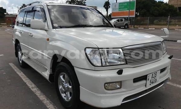 Tenga Tsaru Toyota Land Cruiser Chena Mota in Chilanga in Lusaka Tenga Tsaru Toyota Land Cruiser Chena Mota in Chilanga in Lusaka
