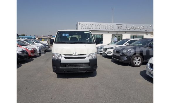 Buy Import Toyota Hiace White Car in Import - Dubai in Zambia Buy Import Toyota Hiace White Car in Import - Dubai in Zambia