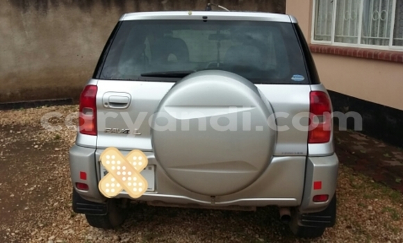 Buy Used Toyota RAV4 Silver Car in Chingola in Zambia Buy Used Toyota RAV4 Silver Car in Chingola in Zambia