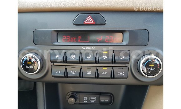 Buy Import Kia Sportage White Car in Import - Dubai in Zambia Buy Import Kia Sportage White Car in Import - Dubai in Zambia