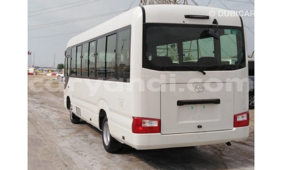 Nunua Imported Toyota Coaster Nyeupe Gari ndani ya Import - Dubai nchini Zambia Nunua Imported Toyota Coaster Nyeupe Gari ndani ya Import - Dubai nchini Zambia
