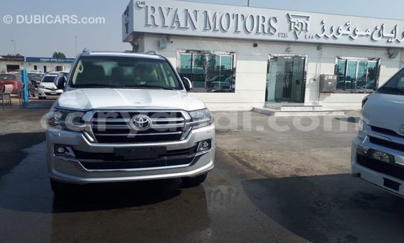 Nunua Imported Toyota Land Cruiser Nyingine Gari ndani ya Import - Dubai nchini Zambia Nunua Imported Toyota Land Cruiser Nyingine Gari ndani ya Import - Dubai nchini Zambia