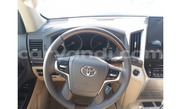 Nunua Imported Toyota Land Cruiser Nyingine Gari ndani ya Import - Dubai nchini Zambia Nunua Imported Toyota Land Cruiser Nyingine Gari ndani ya Import - Dubai nchini Zambia