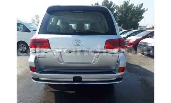 Nunua Imported Toyota Land Cruiser Nyingine Gari ndani ya Import - Dubai nchini Zambia Nunua Imported Toyota Land Cruiser Nyingine Gari ndani ya Import - Dubai nchini Zambia