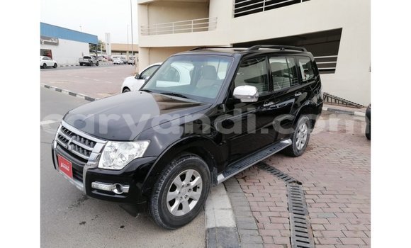 Acheter Import Voiture Mitsubishi Pajero Noir à Import - Dubai, Zambie Acheter Import Voiture Mitsubishi Pajero Noir à Import - Dubai, Zambie