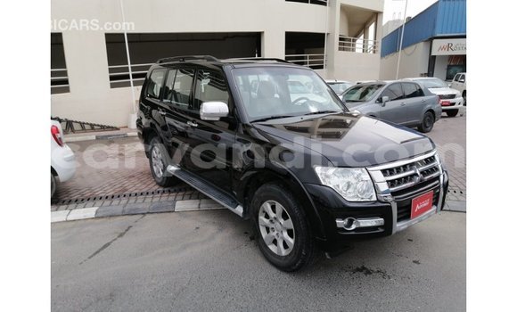Acheter Import Voiture Mitsubishi Pajero Noir à Import - Dubai, Zambie Acheter Import Voiture Mitsubishi Pajero Noir à Import - Dubai, Zambie