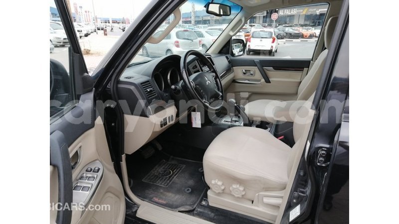 Big with watermark mitsubishi pajero zambia import dubai 10219
