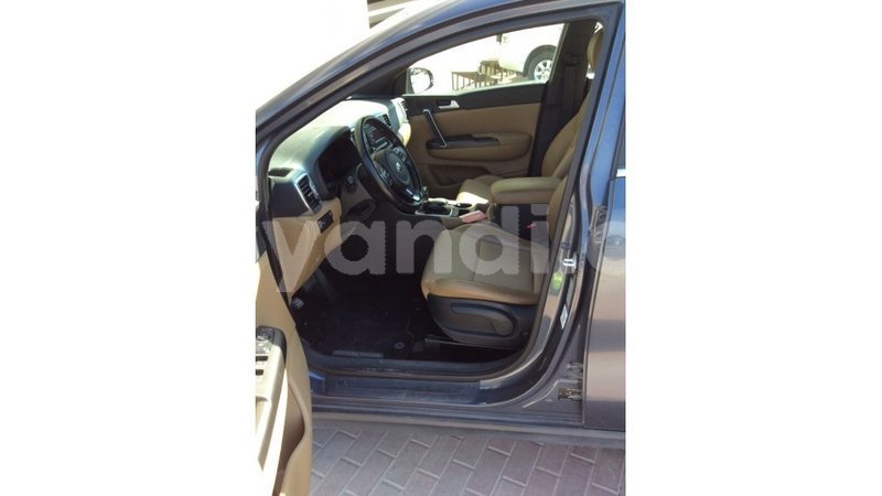 Big with watermark kia sportage zambia import dubai 10226