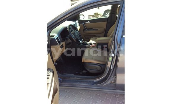 Acheter Import Voiture Kia Sportage Bleu à Import - Dubai, Zambie Acheter Import Voiture Kia Sportage Bleu à Import - Dubai, Zambie