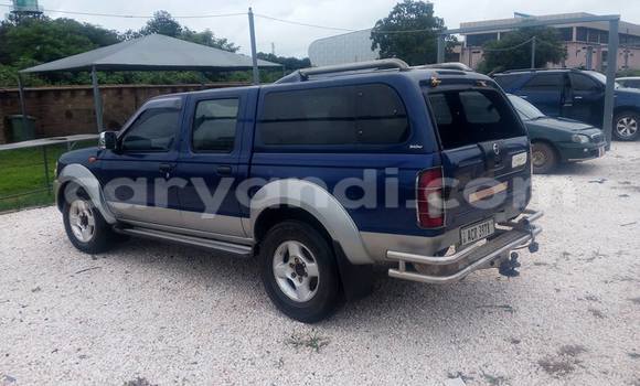 Buy Used Nissan Navara Blue Car in Chipata in Zambia Buy Used Nissan Navara Blue Car in Chipata in Zambia