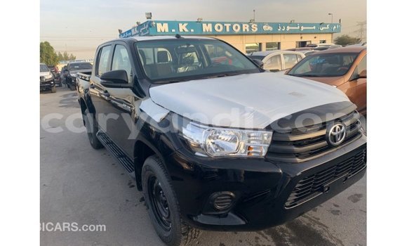 Acheter Import Voiture Toyota Hilux Noir à Import - Dubai, Zambie Acheter Import Voiture Toyota Hilux Noir à Import - Dubai, Zambie