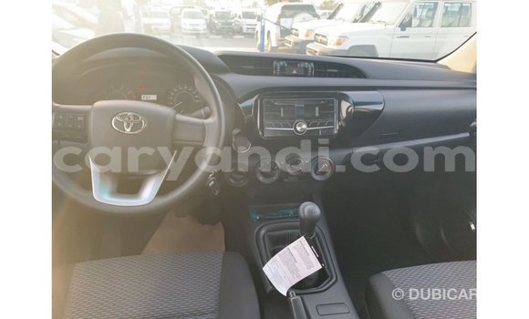 Acheter Import Voiture Toyota Hilux Noir à Import - Dubai, Zambie Acheter Import Voiture Toyota Hilux Noir à Import - Dubai, Zambie