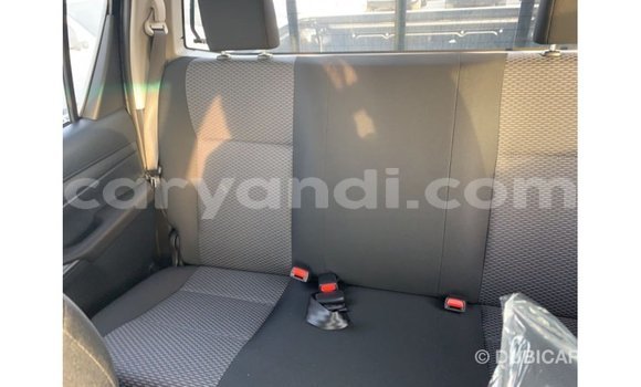 Acheter Import Voiture Toyota Hilux Noir à Import - Dubai, Zambie Acheter Import Voiture Toyota Hilux Noir à Import - Dubai, Zambie