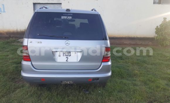 Tenga Tsaru Mercedes‒Benz ML–Class Sirivha Mota in Chipata in Zambia Tenga Tsaru Mercedes‒Benz ML–Class Sirivha Mota in Chipata in Zambia