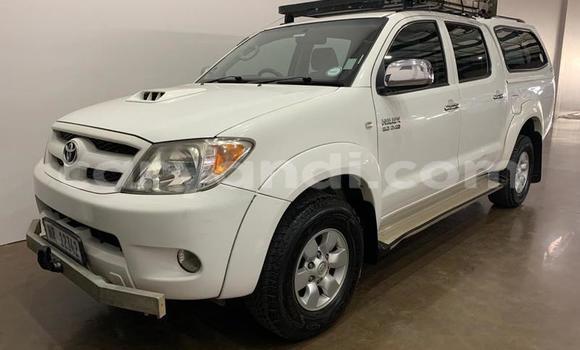 Nunua Ilio tumika Toyota Hilux Nyeupe Gari ndani ya Lusaka nchini Zambia Nunua Ilio tumika Toyota Hilux Nyeupe Gari ndani ya Lusaka nchini Zambia