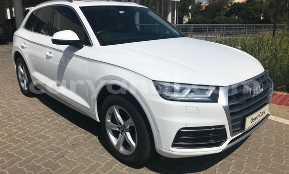 Acheter Occasion Voiture Audi Q5 Blanc à Chingola, Zambie Acheter Occasion Voiture Audi Q5 Blanc à Chingola, Zambie