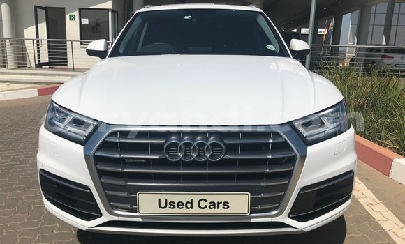 Acheter Occasion Voiture Audi Q5 Blanc à Chingola, Zambie Acheter Occasion Voiture Audi Q5 Blanc à Chingola, Zambie