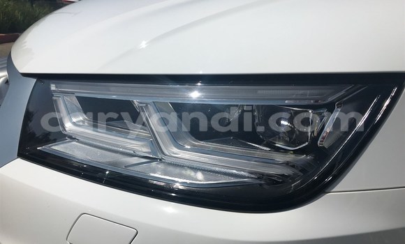 Acheter Occasion Voiture Audi Q5 Blanc à Chingola, Zambie Acheter Occasion Voiture Audi Q5 Blanc à Chingola, Zambie